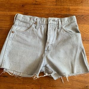 Wrangler Grey shorts